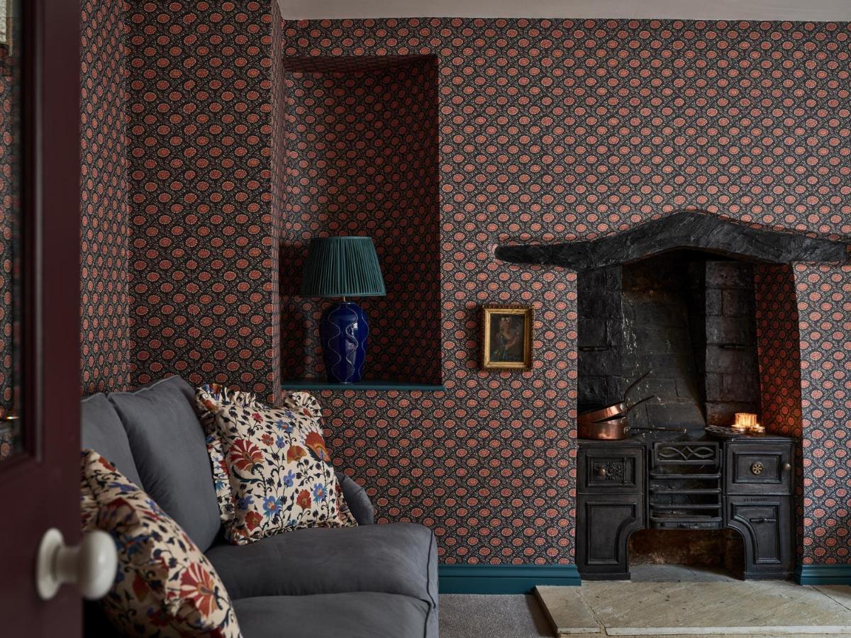 Townhouse Suites- Abbey Row マルムズベリー エクステリア 写真